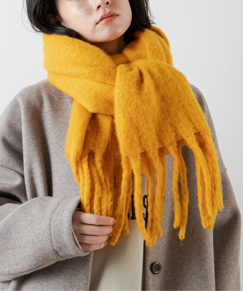 ANGIE（アンジー）の「ボリュームフリンジマフラー（マフラー・レディース・ライトグレー/イエロー/ブルー/グリーン/アイボリー/キャメル・FREE）」の5枚目の写真