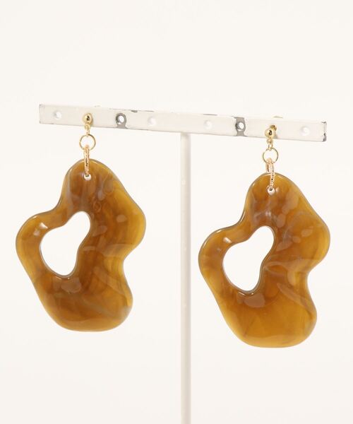 tone(トーン)の「【LoveAmooN】simplewave brownmarble (MA)(ピアス(両耳用)・レディース・ゴールド・FREE)」の3枚目の写真