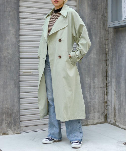 SpRay（スプレイ）の「【WEB限定】ピ－チキャンディスリーブＢＩＧトレンチコート（トレンチコート・レディース・ベージュ/カーキ/ブルー/ライトベージュ/グレイッシュベージュ・MEDIUM/LARGE）」の18枚目の写真