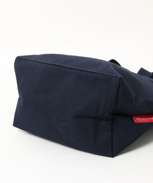 Manhattan Portage（マンハッタンポーテージ）の「Whitestone Tote Bag Canvas 2021（トートバッグ・メンズ・ダークネイビー/オリーブ/ベージュ・SMALL）」の9枚目の写真