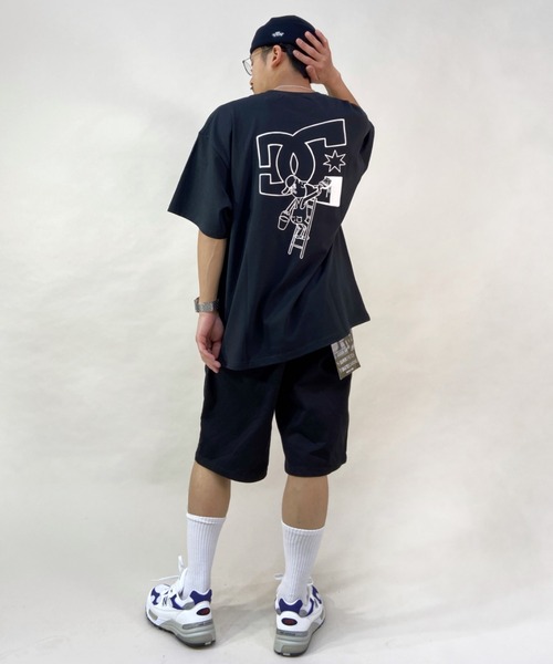 DC(ディーシー)の「DC/ディーシー ワイドフィット バックプリントTシャツ DST221025(Tシャツ/カットソー・メンズ・ブラック/ホワイト/ベージュ・M/XL/L/2XL)」の19枚目の写真