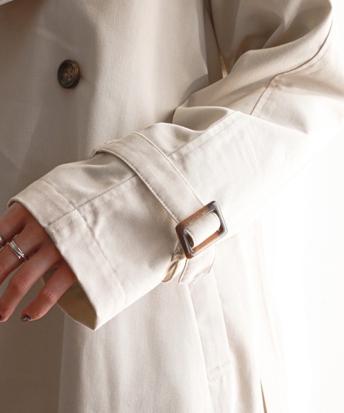 feepur（フェピュール）の「ロングトレンチコート（トレンチコート・レディース・ベージュ/アイボリー・SMALL/MEDIUM）」の3枚目の写真