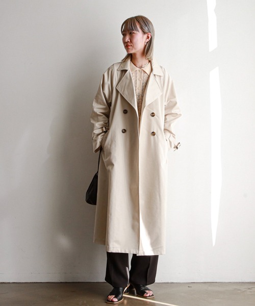 feepur（フェピュール）の「ロングトレンチコート（トレンチコート・レディース・ベージュ/アイボリー・SMALL/MEDIUM）」の5枚目の写真