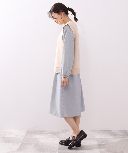 DRESKIP(ドレスキップ)の「◆【2点セット】ニットベスト×チュニックシャツワンピース(ワンピース・レディース・ブラック/グリーン/サンドベージュ・02/03)」の5枚目の写真