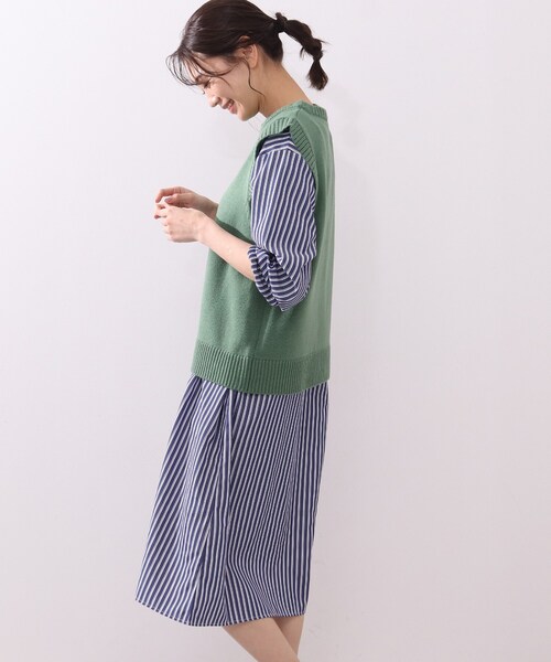 DRESKIP(ドレスキップ)の「◆【2点セット】ニットベスト×チュニックシャツワンピース(ワンピース・レディース・ブラック/グリーン/サンドベージュ・02/03)」の22枚目の写真