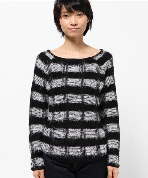 OUTLET（アウトレット）の「【CAPRICIEUX LE'MAGE】フェザーヤーンチェックプルオーバー（ニット/セーター・レディース・ブラック/ネイビー・FREE）」の3枚目の写真