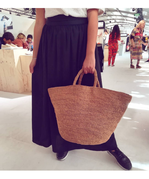 Sans Arcidet(サンアルシデ)の「【Sans Arcidet/サンアルシデ】かごバック ラフィア 麻 ジュート(かごバッグ・レディース・ベージュ/ナチュラル/グレイッシュベージュ・FREE)」の16枚目の写真