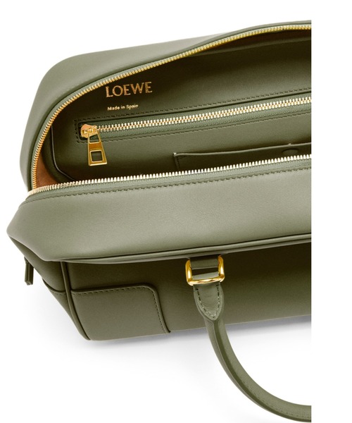 LOEWE（ロエベ）の「アマソナ28 バッグ (ナパカーフ)（ハンドバッグ・レディース・ブラック・ONE SIZE）」の14枚目の写真