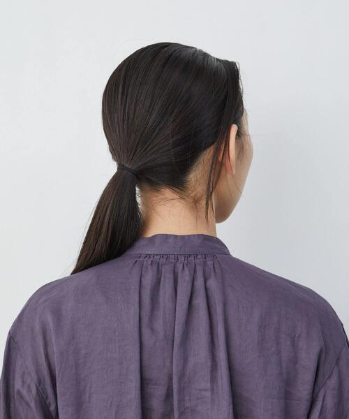 LOISIR(ロワズィール)の「ラミーワッシャータックディテールワンピース(シャツワンピース・レディース・オフホワイト/チャコール/ブルー・FREE)」の22枚目の写真