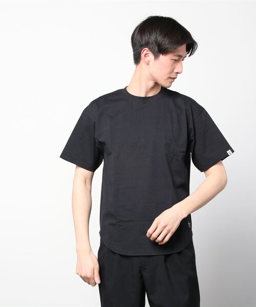 Hombre Nino(オンブレニーニョ)の「Hombre Nino FRUIT OF THE LOOM 2PACK TEE HN0221-CT0002(Tシャツ/カットソー・メンズ・ホワイト/ブラック・MEDIUM/LARGE/X-LARGE)」の6枚目の写真