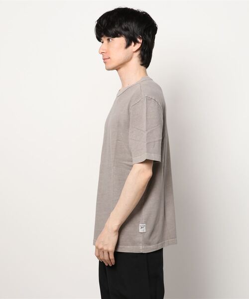 Reebok(リーボック)の「クラシックス ナチュラルダイ Tシャツ / Classics Natural Dye T-Shirt /(Tシャツ/カットソー・メンズ・ライトグレー/オフホワイト/グリーン系その他/スカイブルー・SMALL/MEDIUM/LARGE/X-LARGE/XX-LARGE/XXX-LARGE/X-SMALL)」の11枚目の写真