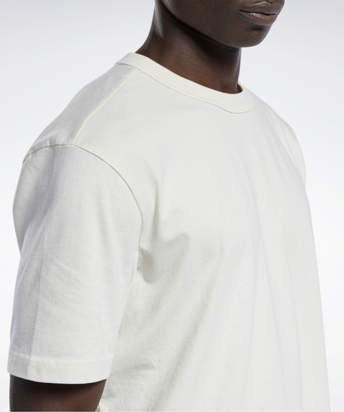 Reebok(リーボック)の「クラシックス ナチュラルダイ Tシャツ / Classics Natural Dye T-Shirt /(Tシャツ/カットソー・メンズ・ライトグレー/オフホワイト/グリーン系その他/スカイブルー・SMALL/MEDIUM/LARGE/X-LARGE/XX-LARGE/XXX-LARGE/X-SMALL)」の7枚目の写真