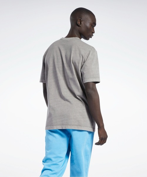 Reebok(リーボック)の「クラシックス ナチュラルダイ Tシャツ / Classics Natural Dye T-Shirt /(Tシャツ/カットソー・メンズ・ライトグレー/オフホワイト/グリーン系その他/スカイブルー・SMALL/MEDIUM/LARGE/X-LARGE/XX-LARGE/XXX-LARGE/X-SMALL)」の9枚目の写真