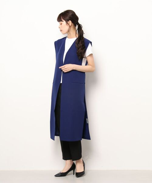 KOBE LETTUCE（コウベレタス）の「サイドスリットロングジレベスト（ベスト・レディース・ブラック/ブルー/グレイッシュベージュ/モカ・FREE）」の4枚目の写真