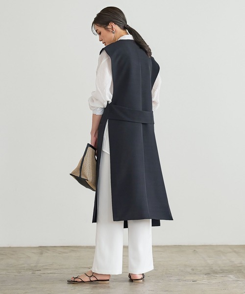 KOBE LETTUCE（コウベレタス）の「サイドスリットロングジレベスト（ベスト・レディース・ブラック/ブルー/グレイッシュベージュ/モカ・FREE）」の10枚目の写真