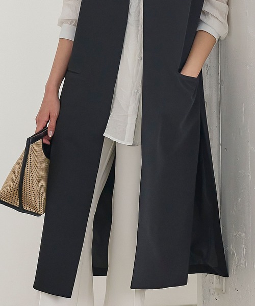 KOBE LETTUCE（コウベレタス）の「サイドスリットロングジレベスト（ベスト・レディース・ブラック/ブルー/グレイッシュベージュ/モカ・FREE）」の9枚目の写真