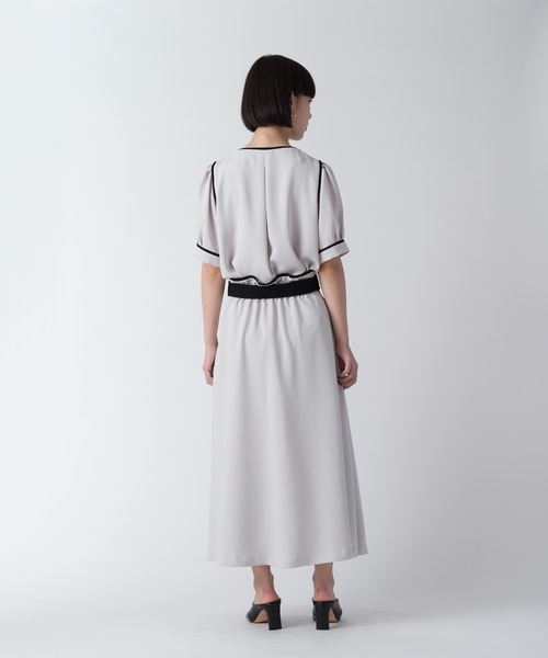 La SRIC（ラスリック）の「La SRIC / バイカラートリミングBL【セットアップ可】（シャツ/ブラウス・レディース・グリーン/グレー系その他・38）」の4枚目の写真