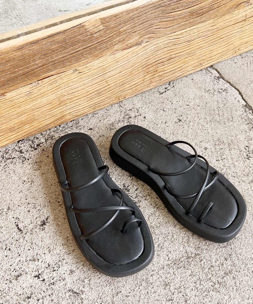 LIAN(リアン)の「厚底レースアップサンダル(サンダル・レディース・アイボリー/ブラック/ベージュ・SMALL/MEDIUM/LARGE)」の16枚目の写真