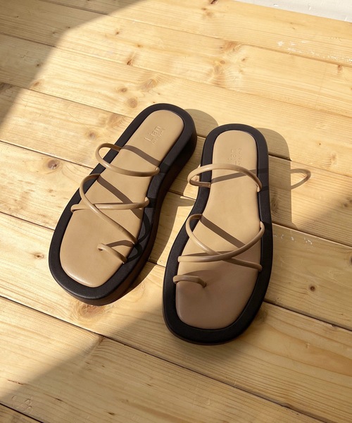 LIAN(リアン)の「厚底レースアップサンダル(サンダル・レディース・アイボリー/ブラック/ベージュ・SMALL/MEDIUM/LARGE)」の4枚目の写真