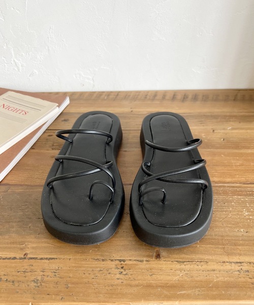 LIAN(リアン)の「厚底レースアップサンダル(サンダル・レディース・アイボリー/ブラック/ベージュ・SMALL/MEDIUM/LARGE)」の21枚目の写真