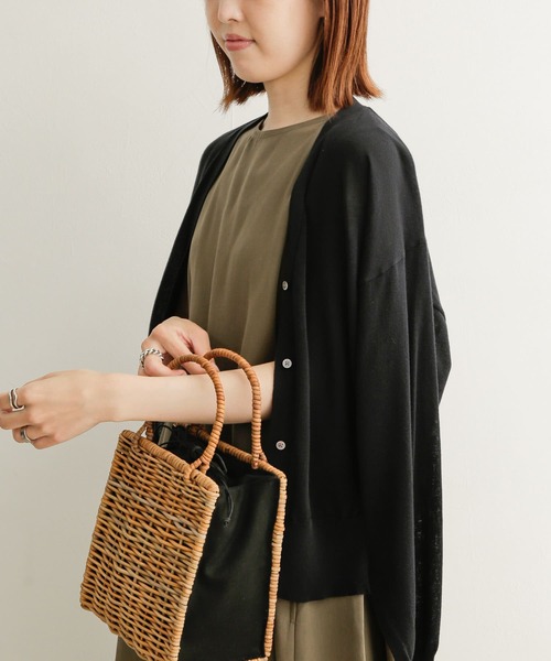 URBAN RESEARCH DOORS（アーバンリサーチドアーズ）の「ハイゲージコットンカーディガン（カーディガン/ボレロ・レディース・ライトベージュ/ネイビー/ブラック・MEDIUM）」の17枚目の写真