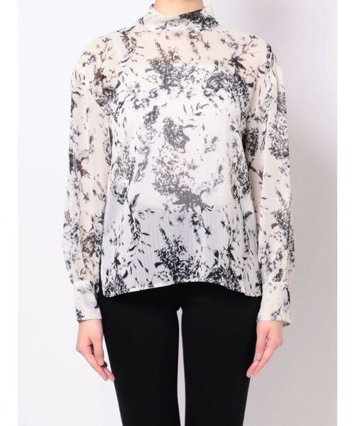 LAGUNAMOON（ラグナムーン）の「フラワー楊柳ハイネックブラウス（シャツ/ブラウス・レディース・チャコールグレー/ブラック/グリーン・FREE）」の4枚目の写真
