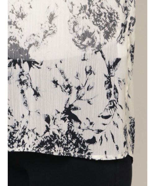 LAGUNAMOON（ラグナムーン）の「フラワー楊柳ハイネックブラウス（シャツ/ブラウス・レディース・チャコールグレー/ブラック/グリーン・FREE）」の9枚目の写真