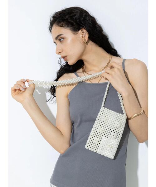 koe（コエ）の「カップ付きリブキャミソール＊（キャミソール・レディース・オフホワイト/ブラック/グリーン/チャコールグレー・FREE）」の5枚目の写真