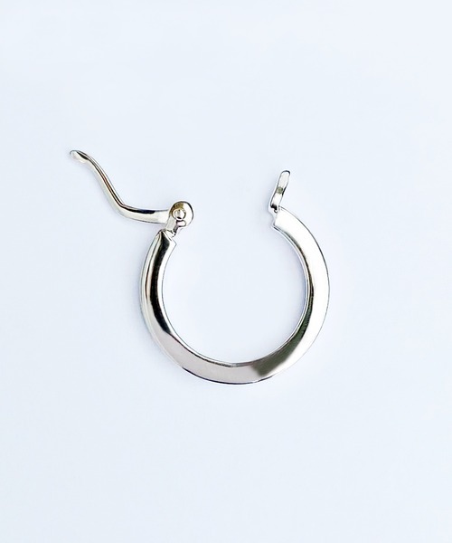 Blanche(ブランシュ)の「Blanche ブランシュ シンプルデザインフープピアス Plaisir(プレジー) SILVER(ピアス(両耳用)・レディース・シルバー・FREE)」の2枚目の写真