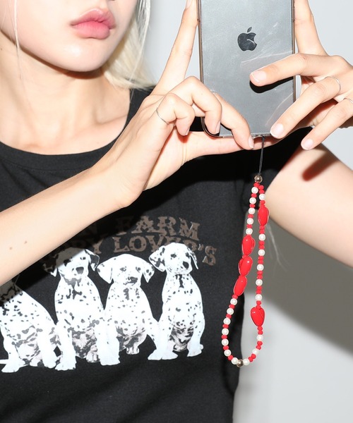 FOLLOWIN（フォロウィン）の「ハートモチーフスマホストラップ（スマホケース/カバー・レディース・ブラック/レッド/イエロー・ONE SIZE）」の12枚目の写真