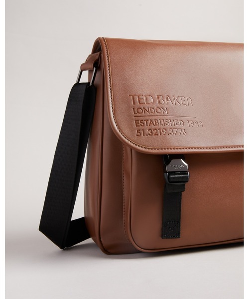 Ted Baker(テッドベーカー)の「PHANTON リサイクルPU ドキュメント バッグ(ビジネスバッグ・メンズ・タン・O/S)」の7枚目の写真