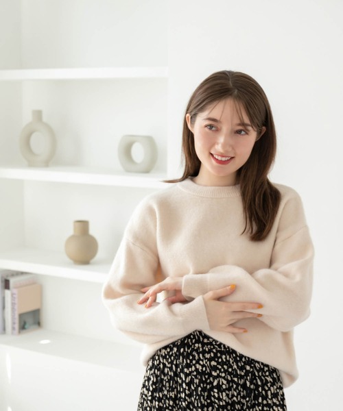 fifth（フィフス）の「【スタッフレコメンド】クルーネックニットプルオーバー（ニット/セーター・レディース・グリーン/ピンク/ライトベージュ・M）」の5枚目の写真