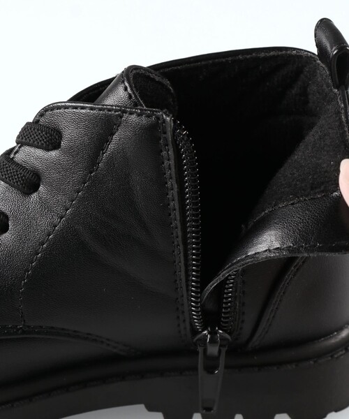 BRANSHES（ブランシェス）の「レースアップショートブーツ（ブーツ・キッズ・ブラック・16.0cm/17.0cm/20.0cm/21.0cm/19.0cm/18.0cm）」の7枚目の写真