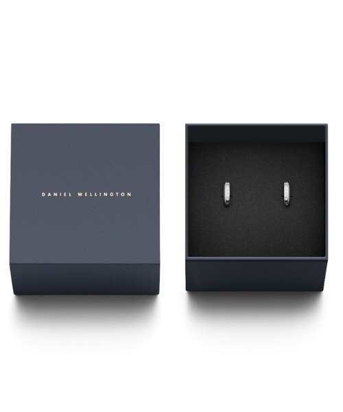 Daniel Wellington(ダニエルウェリントン)の「Classic Lumine Earrings ピアス(ピアス(両耳用)・レディース・シルバー/ピンクゴールド・FREE)」の11枚目の写真