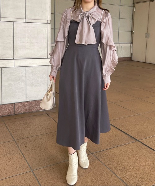 apres jour(アプレジュール)の「チャーム付きボウタイブラウス【ZOZOTOWN限定アイテム】(シャツ/ブラウス・レディース・ピンクベージュ/オフホワイト/モカ/ブラック・フリー/X-LARGE)」の5枚目の写真