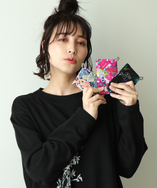 ScoLar（スカラー）の「sh-002：3柄展開がま口キーケース（キー