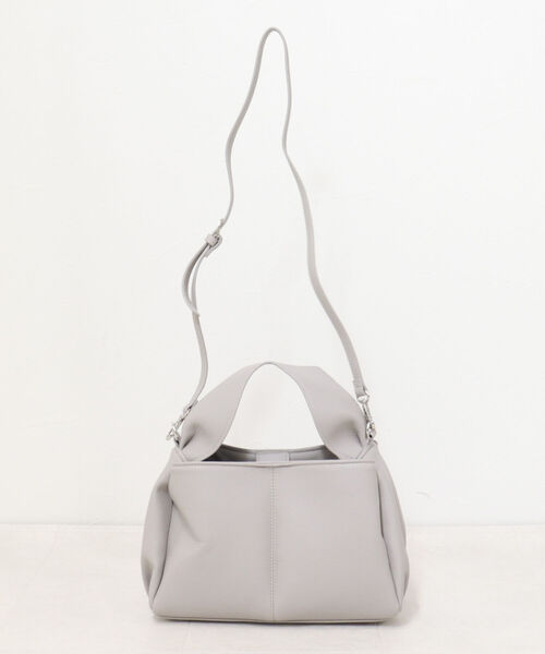 maison vert(メゾンヴェール)の「【maison vert/メゾンヴェール】ワンハンドルフェイクレザーバッグ(トートバッグ・レディース・ブラック/グレー・FREE)」の3枚目の写真