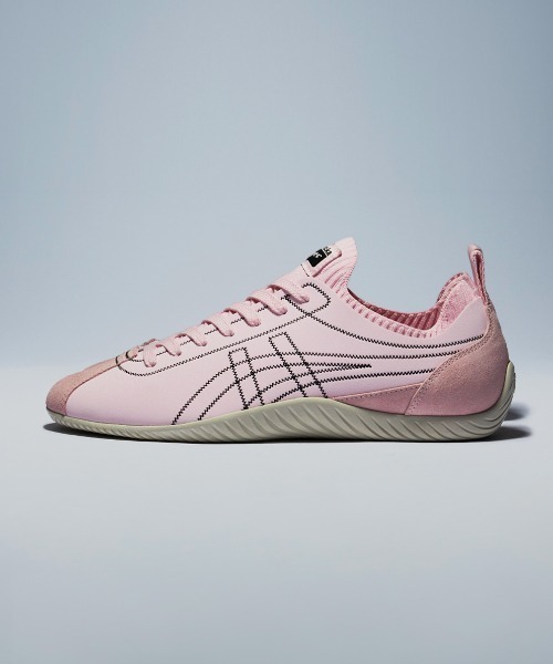 Onitsuka Tiger(オニツカタイガー)の「SCLAW / スクロウ(スニーカー・レディース・ホワイト×ブラック/ブラック×ホワイト/ネイビー系1/クリーム/グレー系その他/ピンク系その他/イエロー×ブラック/レッド系その他・22.5/23/23.5/24/24.5/25/25.5/26/26.5/27/27.5/28/28.5/29)」の7枚目の写真