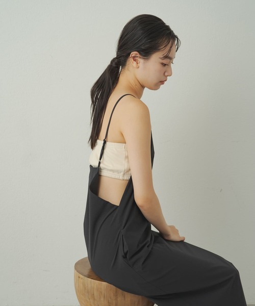 earthy(アーシー)の「【earthy_】バンドゥブラ(チューブトップ・レディース・ブラック/オフホワイト・SMALL/MEDIUM)」の3枚目の写真