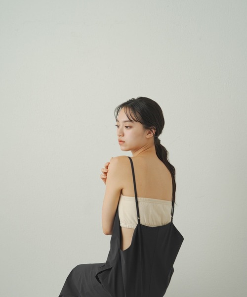 earthy(アーシー)の「【earthy_】バンドゥブラ(チューブトップ・レディース・ブラック/オフホワイト・SMALL/MEDIUM)」の7枚目の写真