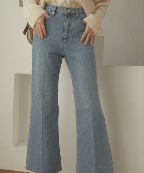 ACYM(アシーム)の「Center press relax デニム(デニムパンツ・レディース・ブルー・SMALL/MEDIUM)」の16枚目の写真