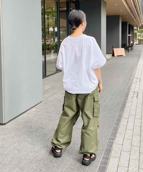 ALORE（アローレ）の「【ALORE/アローレ】バックタックTシャツ（Tシャツ/カットソー・レディース・ホワイト/ブラック・FREE）」の16枚目の写真