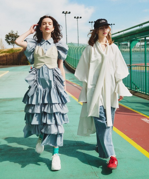 LA BELLE ETUDE(ラベルエチュード)の「裾ボリュームティアードデザインシャツワンピース(ワンピース・レディース・ブラック/ブルー・FREE)」の10枚目の写真