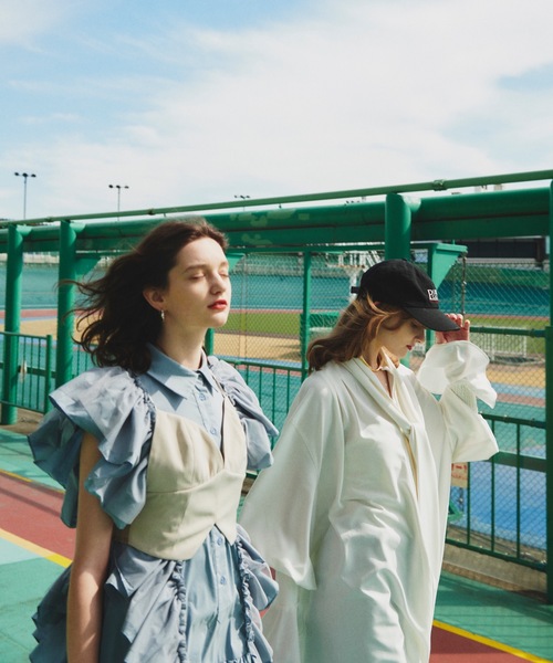 LA BELLE ETUDE(ラベルエチュード)の「裾ボリュームティアードデザインシャツワンピース(ワンピース・レディース・ブラック/ブルー・FREE)」の11枚目の写真