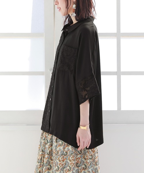 n'OrLABEL(ノアールレーベル)の「『花柄シアーカットジャカードシャツ』(シャツ/ブラウス・レディース・ブラック/オフホワイト/グレイッシュブルー・FREE)」の6枚目の写真