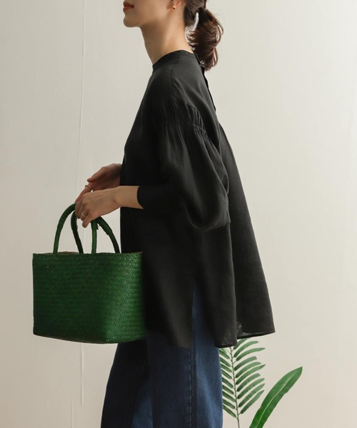 URBAN RESEARCH DOORS（アーバンリサーチドアーズ）の「リネンギャザースリーブブラウス（シャツ/ブラウス・レディース・ブラック/ホワイト・MEDIUM）」の7枚目の写真