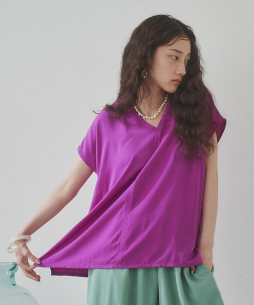 manana suerte(マニャーナスエルテ)の「カラーVネックトップス(Tシャツ/カットソー・レディース・パープル/ブラック/ミント・FREE)」の15枚目の写真