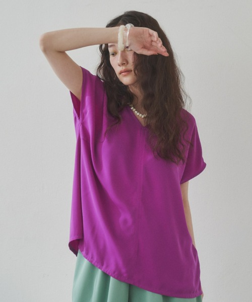 manana suerte(マニャーナスエルテ)の「カラーVネックトップス(Tシャツ/カットソー・レディース・パープル/ブラック/ミント・FREE)」の18枚目の写真