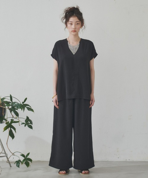 manana suerte(マニャーナスエルテ)の「カラーVネックトップス(Tシャツ/カットソー・レディース・パープル/ブラック/ミント・FREE)」の10枚目の写真
