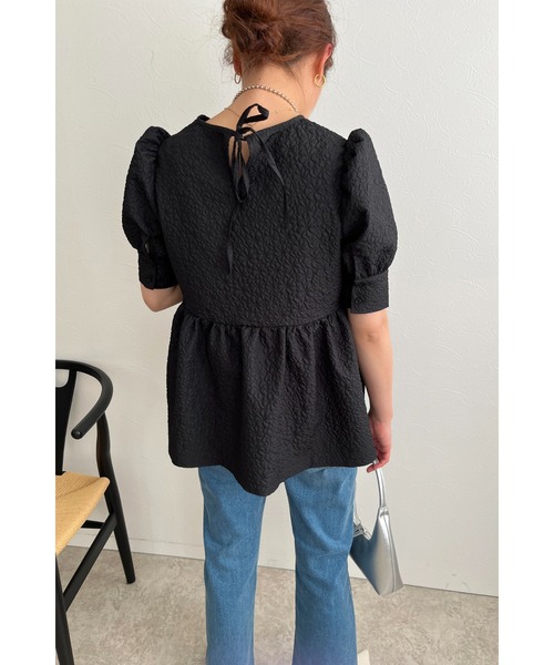 palm RICHE(ポームリシュ)の「フクレジャガードペプラムトップス(Tシャツ/カットソー・レディース・アイボリー/ブラック・M)」の4枚目の写真